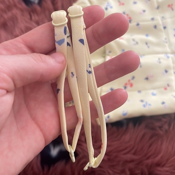 Yellow floral romper - Picture 5 of 5